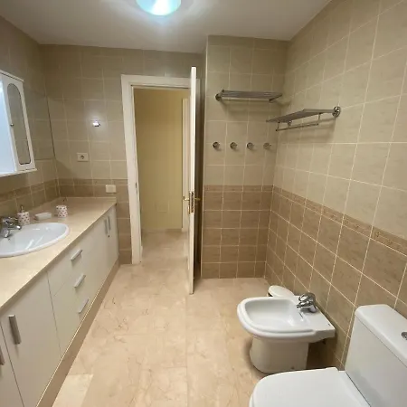 Dom wakacyjny With Jacuzzi And Pool Access *