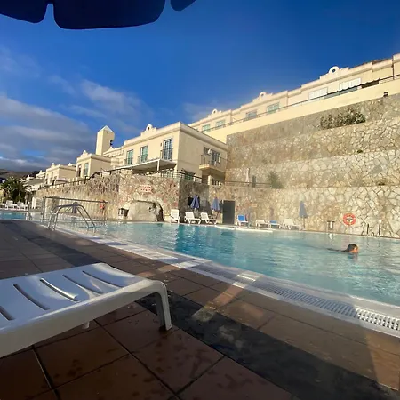 Dom wakacyjny With Jacuzzi And Pool Access